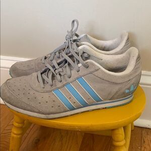 Adidas vintage 90s Y2K shoes size 10